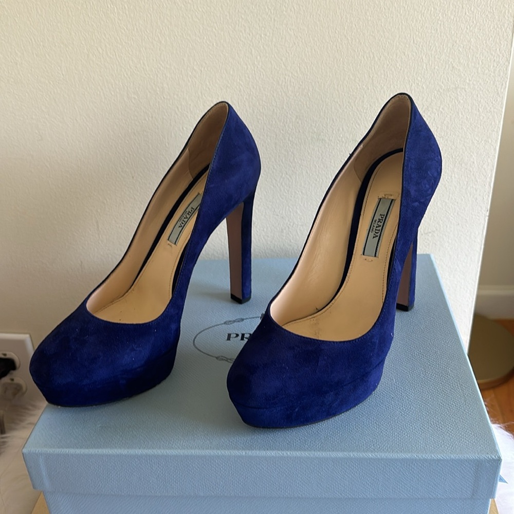 Prada Navy Platform Closed Pump Size 38 - image 2